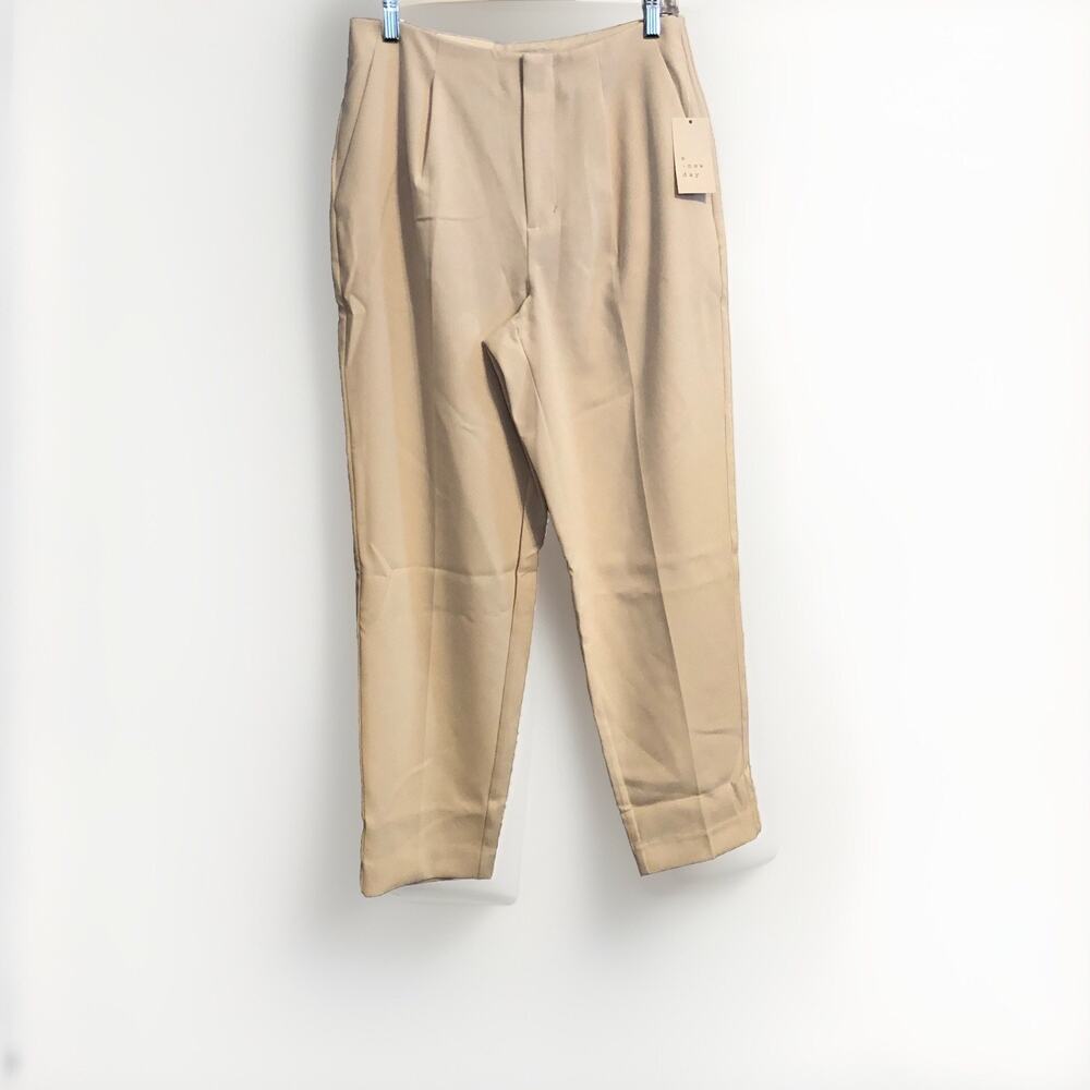 A New Day White Sand Tapered Leg High Rise Slim Pants 8R Pockets Trousers
